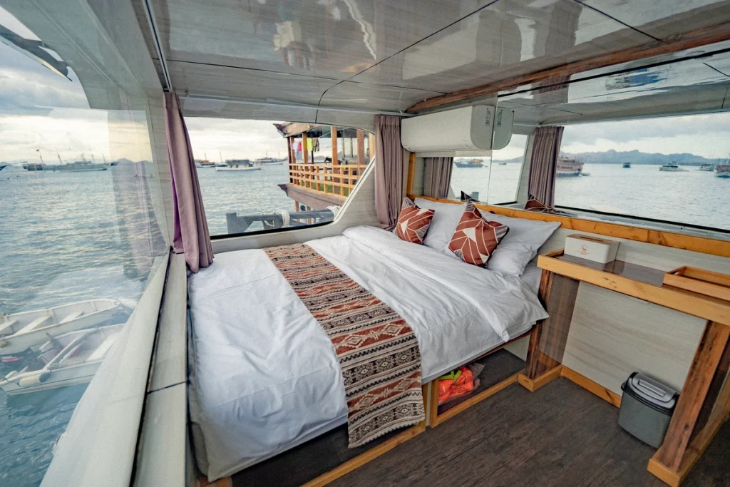 Yacht Charter vs Buying: The Ultimate Guide for Ocean Angel Yacht Enthusiasts
