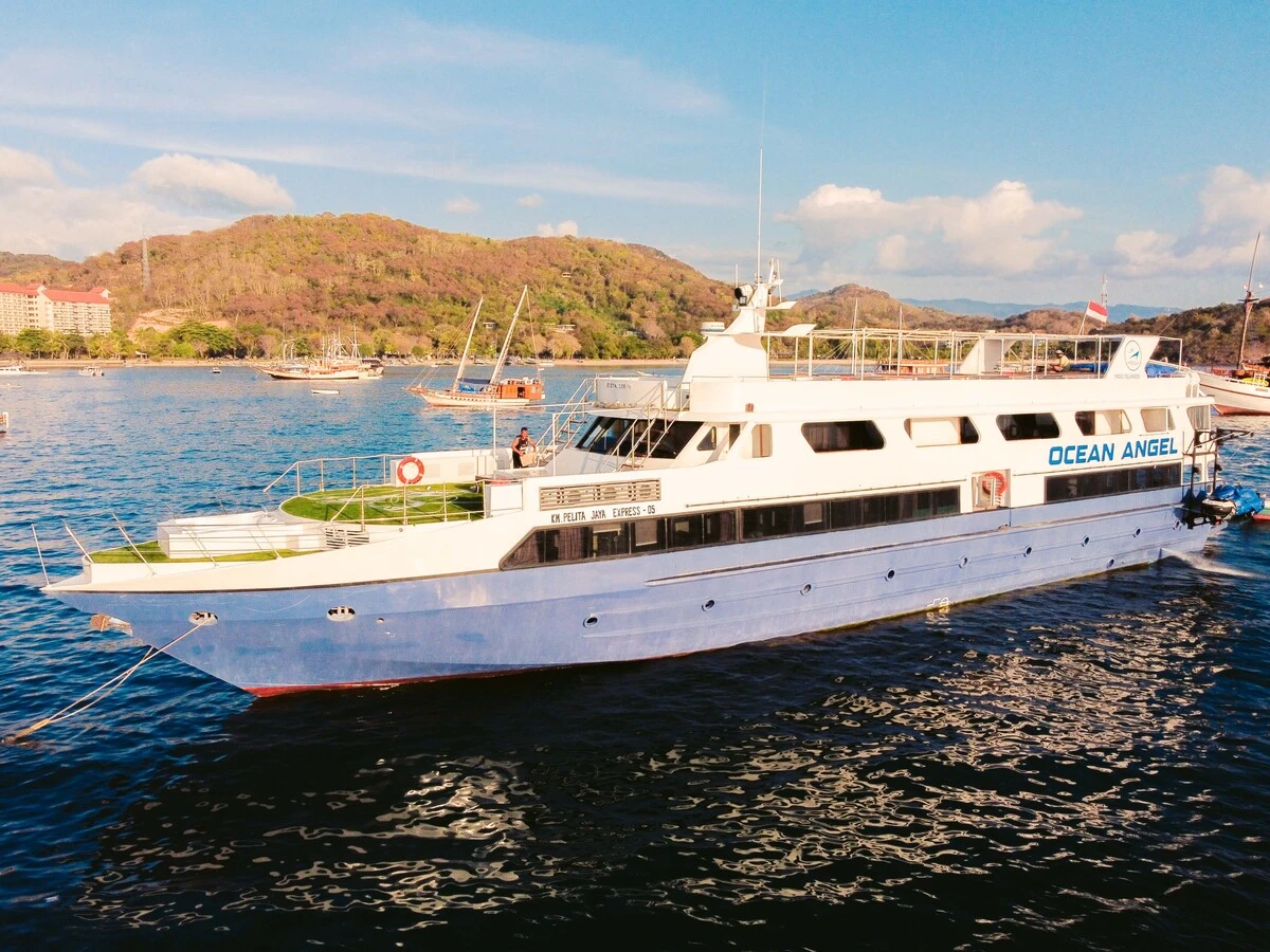 Yacht Safety Tips for Ocean Angel Yacht: Luxury Charters in Bali
